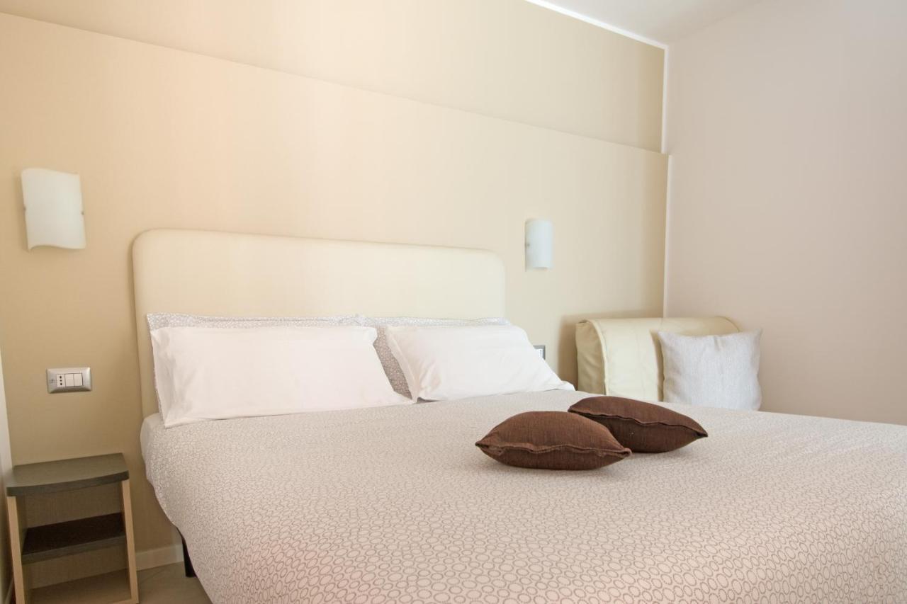 Residence Perla มิซาโน อาดรีอาติโก ภายนอก รูปภาพ