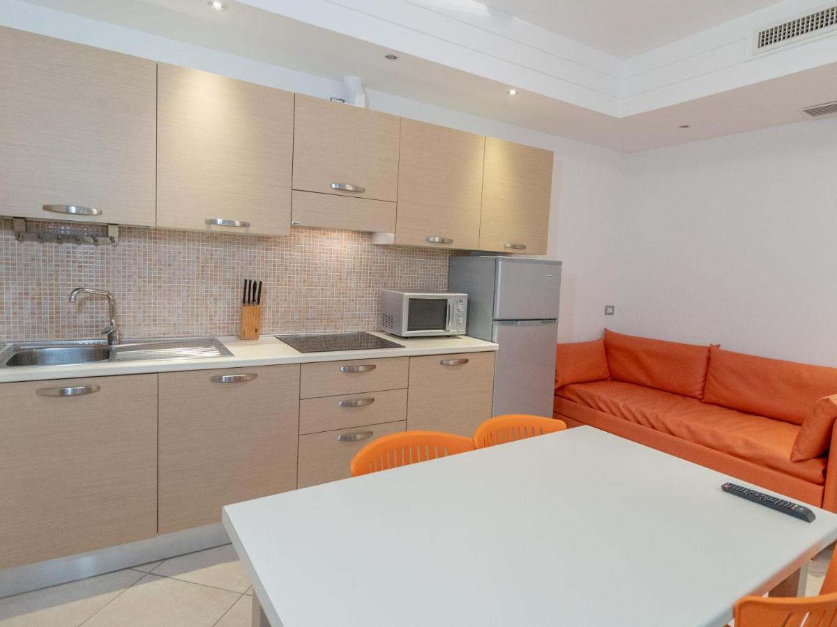 Residence Perla มิซาโน อาดรีอาติโก ภายนอก รูปภาพ