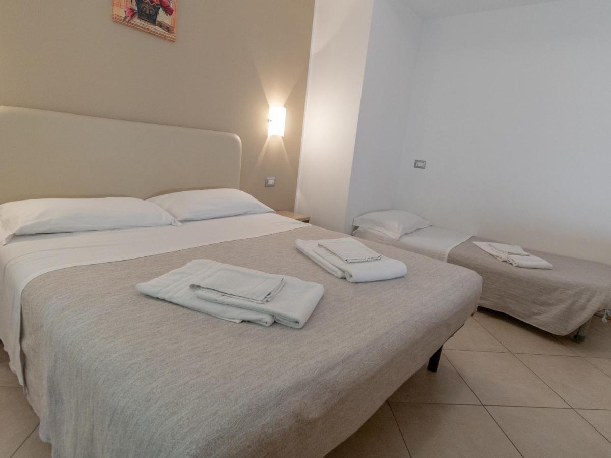 Residence Perla มิซาโน อาดรีอาติโก ภายนอก รูปภาพ