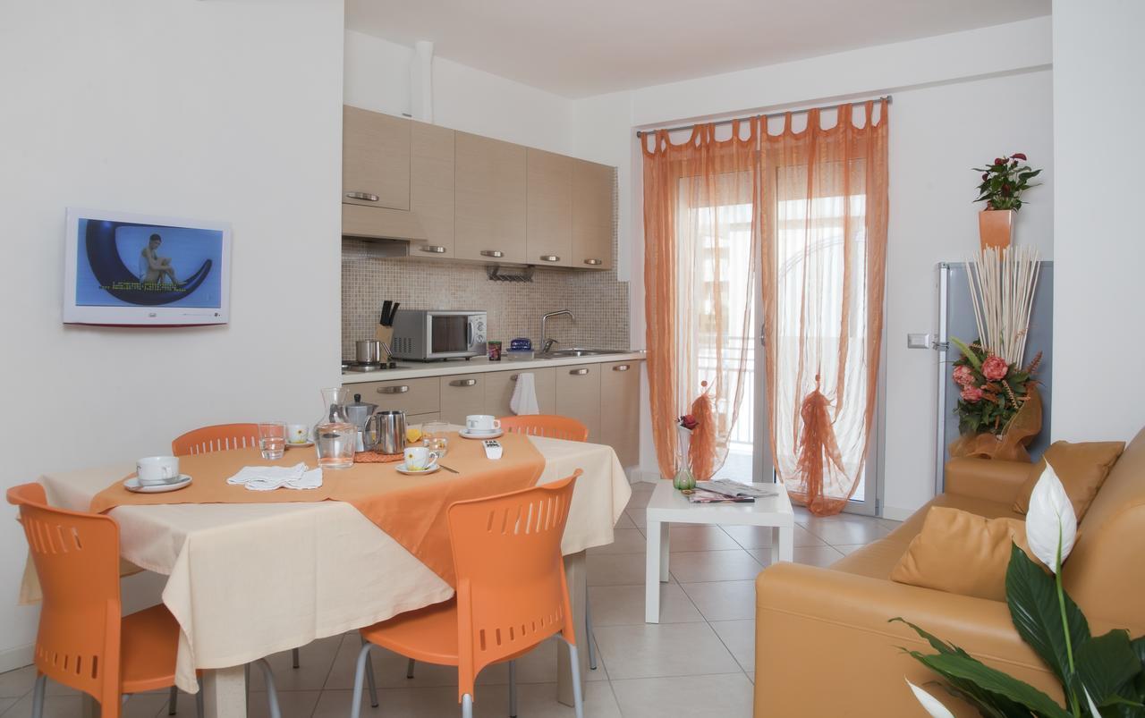Residence Perla มิซาโน อาดรีอาติโก ภายนอก รูปภาพ