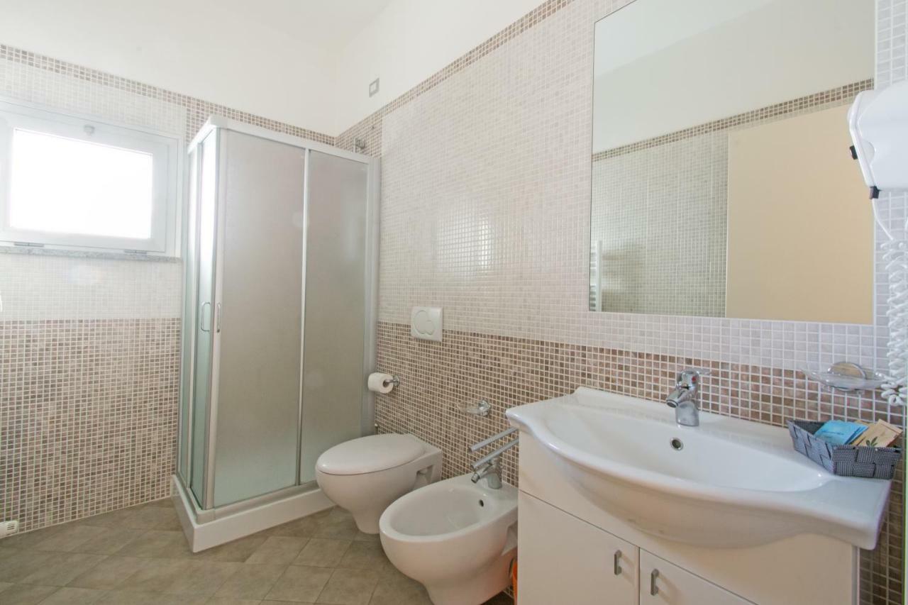 Residence Perla มิซาโน อาดรีอาติโก ภายนอก รูปภาพ